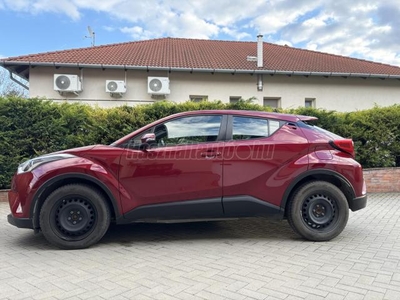 TOYOTA C-HR 1.2T Active (ülésfűtéssel)