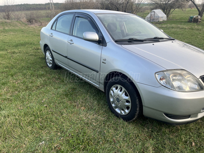 TOYOTA COROLLA 1.4 Linea Sol