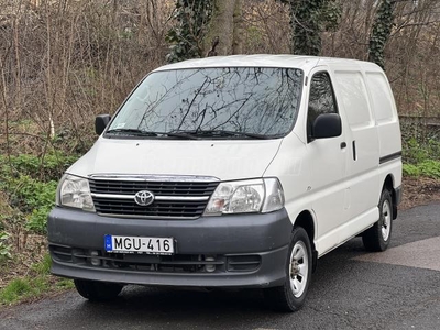 TOYOTA HI-ACE Hiace 2.5 D-4D 4x4 Panel Van Klímás. magyarországi