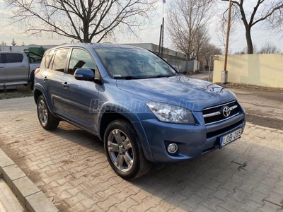 TOYOTA RAV 4 Rav4 2.2 D-4D 4x4 Executive