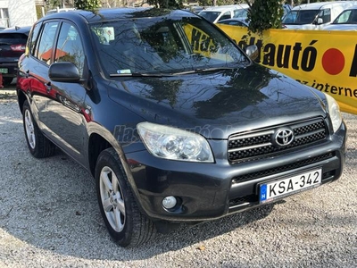 TOYOTA RAV 4 Rav4 2.2 D-4D 4x4 Sol