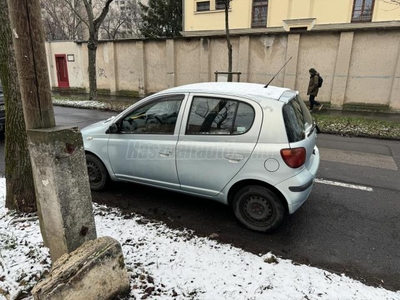 TOYOTA YARIS 1.0 Blue Ice