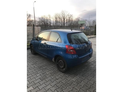 TOYOTA YARIS 1.0 Ice