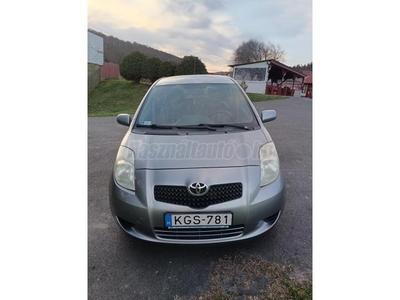 TOYOTA YARIS 1.3 Sol