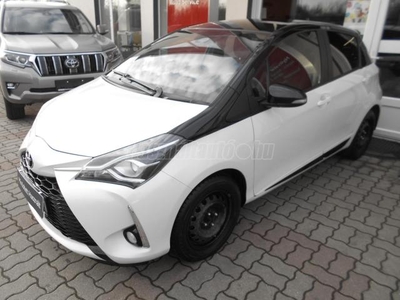 TOYOTA YARIS 1.5 Dual VVT-iE Selection Smart White