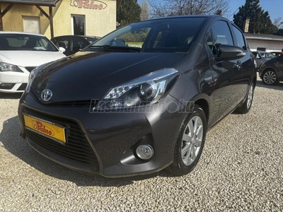 TOYOTA YARIS 1.5 HSD Active (Automata) NÉVRE ÍRVA!FRISS MŰSZAKI!!!124 411km!!automata váltó!!!Hybrid!