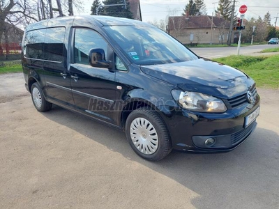 VOLKSWAGEN CADDY 1.6 CR TDI Maxi Life Startline navi-kamera friss szervíz-7 személy!