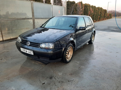 VOLKSWAGEN GOLF IV 1.6