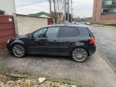 VOLKSWAGEN GOLF V 2.0 FSI Comfortline