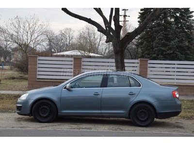 VOLKSWAGEN JETTA 1.4 TSi Comfortline 1Tulaj. Magyar. 140 Le !