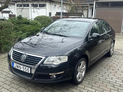 VOLKSWAGEN PASSAT VI 1.6 FSI Comfortline