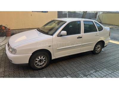 VOLKSWAGEN POLO Classic 1.6 75 Highline