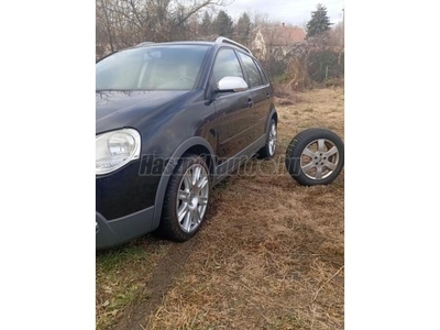 VOLKSWAGEN POLO V Cross