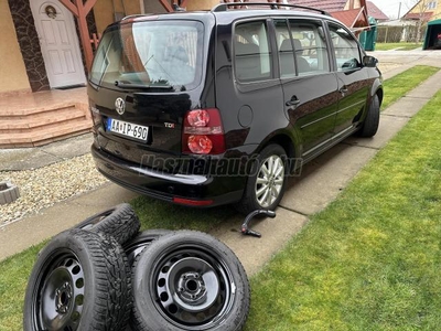 VOLKSWAGEN TOURAN Cross2.0 PD TDI DPF