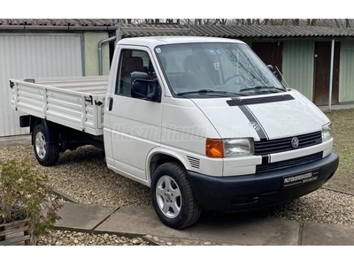 VOLKSWAGEN TRANSPORTER T4 2.5 TDI 3 fős PLATÓS