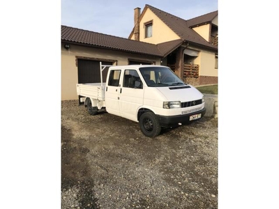 VOLKSWAGEN TRANSPORTER T4 Syncro