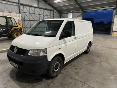 VOLKSWAGEN TRANSPORTER T5 1.9 TDI HŰTŐS