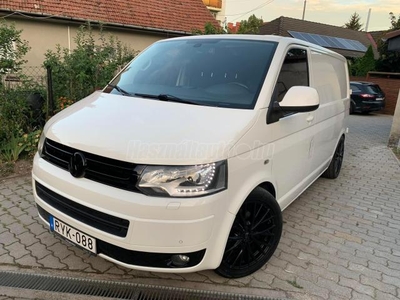 VOLKSWAGEN TRANSPORTER T5 TransVan 2.0 CR TDI 4motion