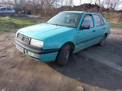 VOLKSWAGEN VENTO 1.9 TD CL