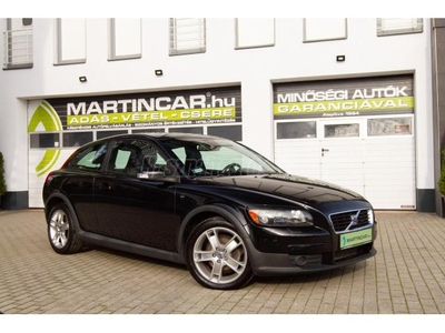 VOLVO C30 1.6 D Summum Black Stone Edition +Gyönyörű Állapot +Vezetett Szervízkönyv +2X-s GARANCIA !!