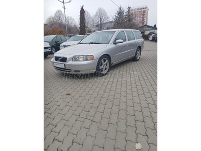 VOLVO V70 2.4 D AWD Kinetic (Automata)