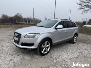 AUDI Q7 3.0 TDI DPF quattro Tiptronic ic 7 fős....