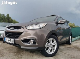 Hyundai IX35 2.0 CRDi HP Premium 4WD Karbantart...