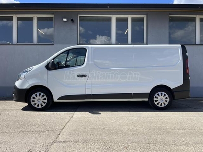 RENAULT TRAFIC 1.6 dCi 120 L2H1 2,9t Pack Comfort S&S Euro6 Magyar! 127.023 km! Végig vezetett szervizkönyv! Egy év garancia!