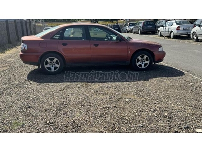 AUDI A4 1.6 Komfort