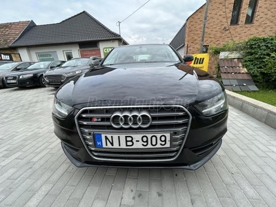 AUDI A4 Avant 2.0 TDI S-optika. Manuális. Hitel 20%-tól