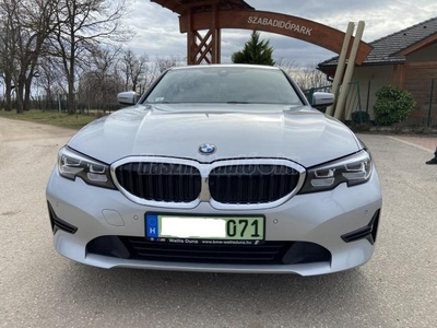 BMW 330e Sport (Automata) SPORT. PLUG-IN HYBRID. 87e km