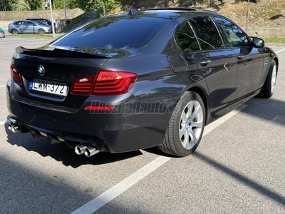 BMW 530d (Automata) Egyedileg extrázott gyári alk