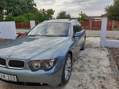 BMW 7-ES SOROZAT 730d (Automata) Garantált sérülés mentes állapotban Full extra !!