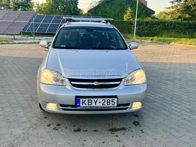 CHEVROLET LACETTI 1.6 16V Platinum