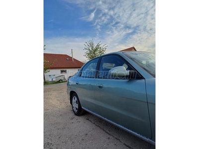 DAEWOO NUBIRA 1.6 SX