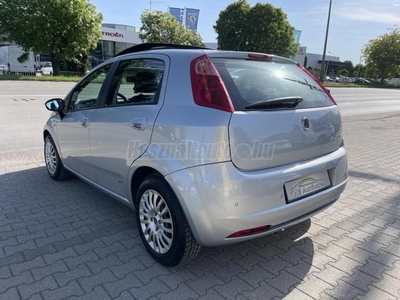 FIAT GRANDE PUNTO 1.4 8V Dynamic DIGITKLÍMA! TEMPOMAT! NYITHATÓ PANORÁMATETŐ! VEZETETT SZERVIZKÖNYV!