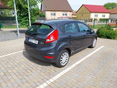 FORD FIESTA 1.25 Titanium