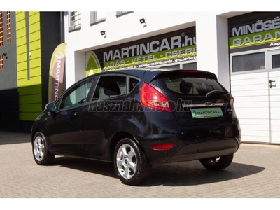 FORD FIESTA 1.4 Titanium Black Metallic +Első Tulajdonostól +Vezetett Szervizkönyv +2X-s GARANCIA !!