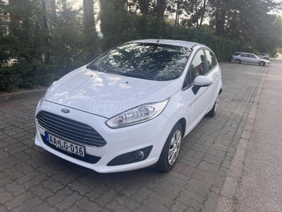 FORD FIESTA 1.5 TDCi ECOnetic Start-Stop 95 lóerő .Sérülésmentes