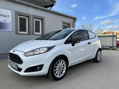 FORD FIESTA Van 1.6 TDCi Sport JR8