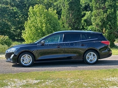 FORD FOCUS 1.0 EcoBoost Technology Magyar.1.tulajdonos.valós km.végig Ford márkaszerviz