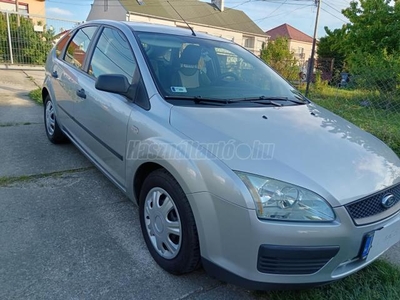 FORD FOCUS 1.4 Ambiente DA3