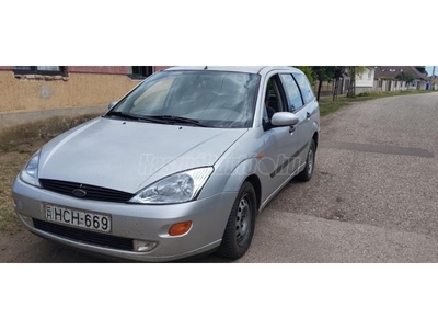 FORD FOCUS 1.4 Ambiente Friss MŰSZAKI Jég hideg klima