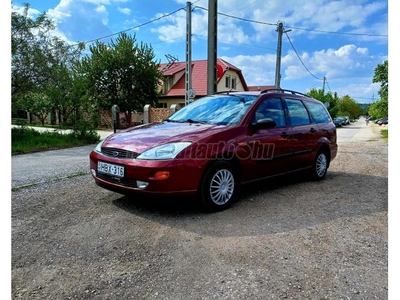 FORD FOCUS 1.4 Ambiente Magyarországi.vonóhorog