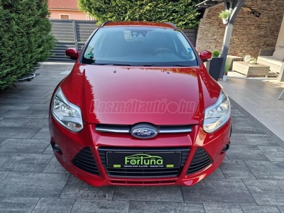 FORD FOCUS 1.6 Ti-VCT Trend Plus VÉGIG VEZETETT SZERVÍZKÖNYV SZÉP ESZTÉTIKUS MEGJELENÉS