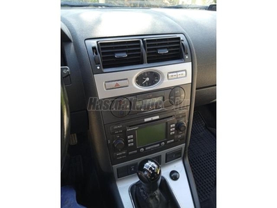 FORD MONDEO 2.0 Ghia