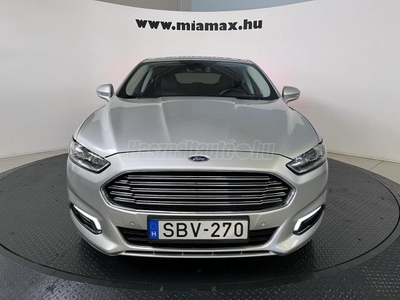 FORD MONDEO 2.0 TDCi Titanium Kamera/Navi/Alcantara magyar. 1 tulaj. végig vezetett szerviztörténet. ÁFA-s