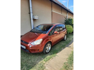 FORD S-MAX 2.0 Titanium