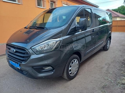 FORD TRANSIT Tourneo Custom 2.0 TDCi 310 L1H1 Titanium (9 személyes )