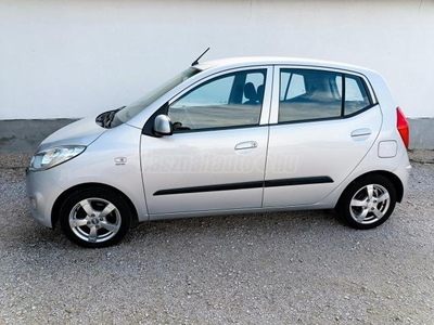 HYUNDAI I10 1.1 Comfort AC Szervizkönyv! KLIMA!